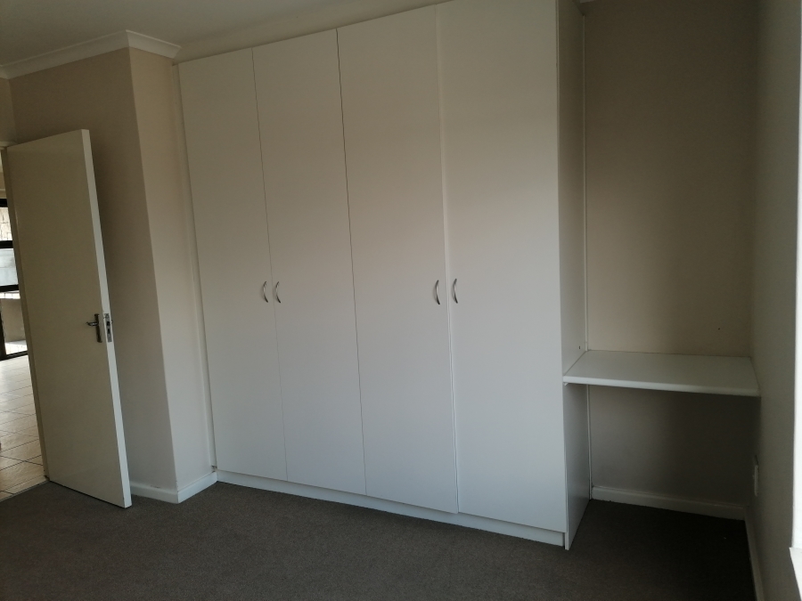 To Let 2 Bedroom Property for Rent in Sonstraal Heights Western Cape
